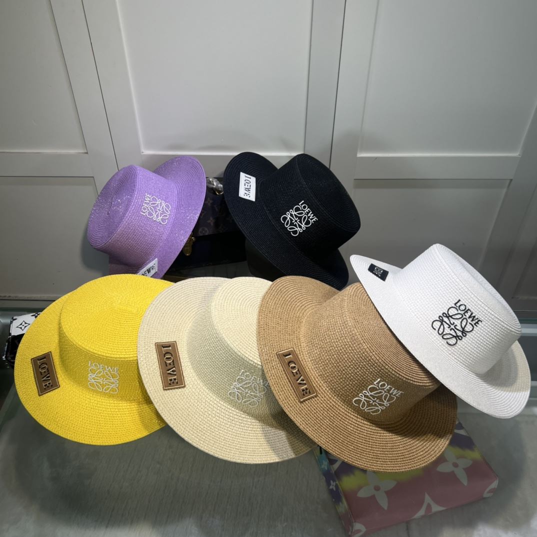 Loewe Caps